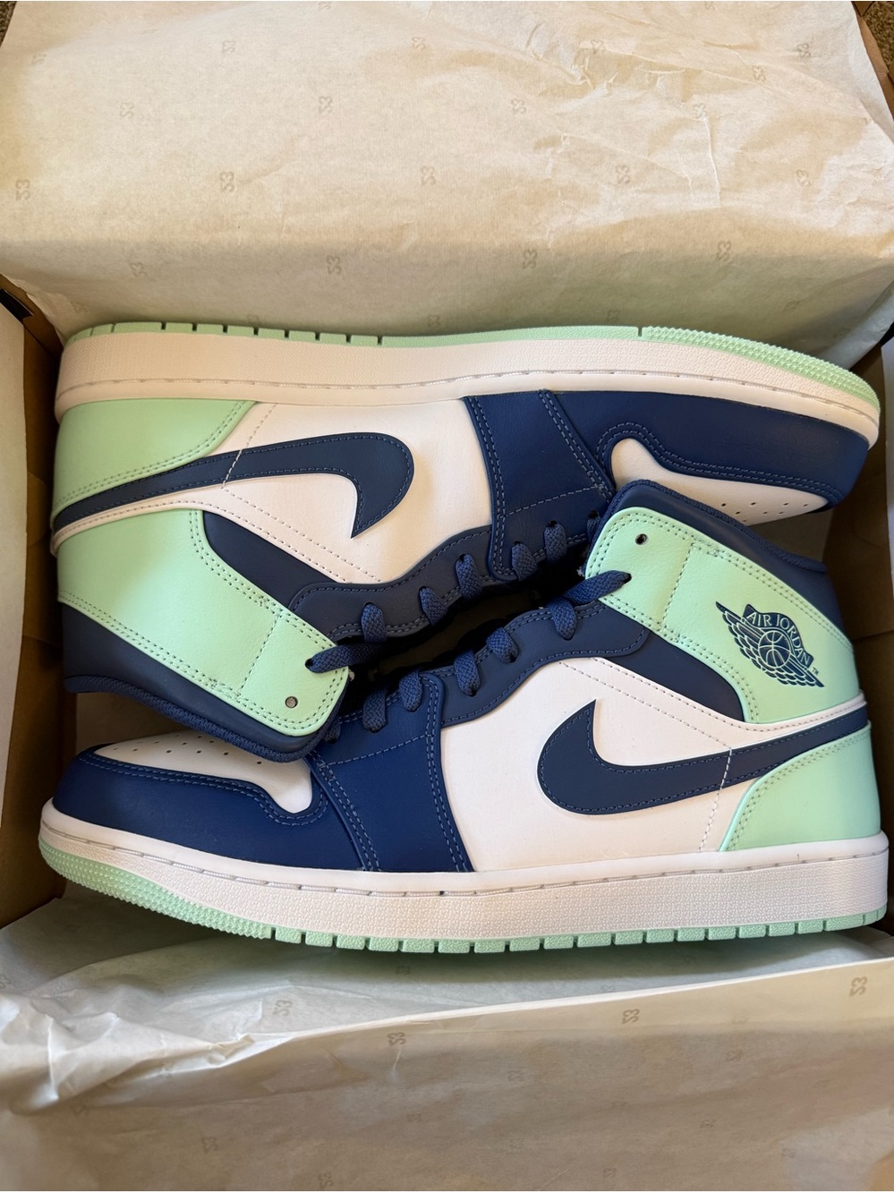 Jordan• 1 Mid in Mystic Navy, Mint-Foam White